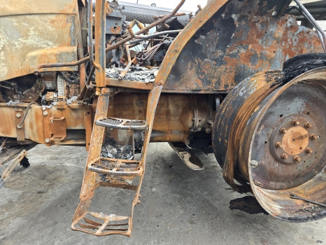 Mccormick Xtx 165 Tier 3 Front, Rear Axle, Engine, Transmission, Pto, Lift Parts - Двигател и части: снимка 3 Mccormick Xtx 165 Tier 3 Front, Rear Axle, Engine, Transmission, Pto, Lift Parts - Двигател и части: снимка 3