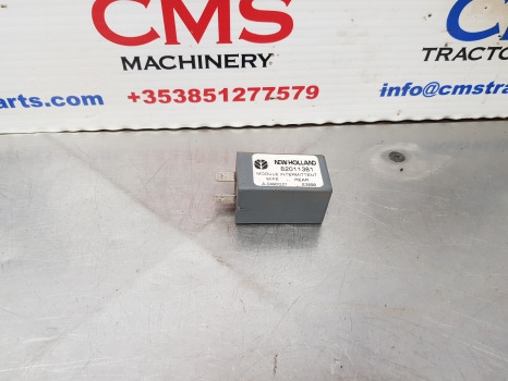 New Holland 8360, 60, M, Tm, Ts, T7 Sereis, Relay Windscreen 82011381 - Реле: снимка 1 New Holland 8360, 60, M, Tm, Ts, T7 Sereis, Relay Windscreen 82011381 - Реле: снимка 1