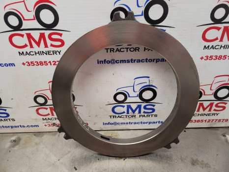 New Holland Case Cvx Autocommand T7, Puma T7.210 Brake Plate 84146523 - Спирачни дискове: снимка 3 New Holland Case Cvx Autocommand T7, Puma T7.210 Brake Plate 84146523 - Спирачни дискове: снимка 3