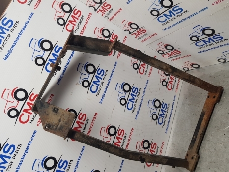 Капо за Трактор New Holland Case Puma T6000, T7 T7.200 Hood Bonnet Support 84148993, 84355109: снимка 6 Капо за Трактор New Holland Case Puma T6000, T7 T7.200 Hood Bonnet Support 84148993, 84355109: снимка 6