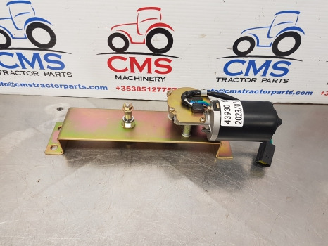 New Holland Case, Tsa, T6000, T7 Case, Wiper Motor Front Brand New 82032050 - Чистачка за Селскостопанска техника: снимка 1 New Holland Case, Tsa, T6000, T7 Case, Wiper Motor Front Brand New 82032050 - Чистачка за Селскостопанска техника: снимка 1