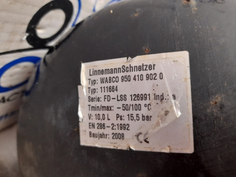 New Holland Claas Wabco Air Reservoir, Receiver 9504109020, 82020479, 0011210040 - Части на спирачната система за Селскостопанска техника: снимка 3 New Holland Claas Wabco Air Reservoir, Receiver 9504109020, 82020479, 0011210040 - Части на спирачната система за Селскостопанска техника: снимка 3