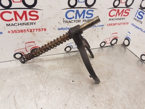 New Holland Fiat Ford Tl100 Differential Lock Fork 5160830, 5181268, 5162818 - Диференциал за Трактор: снимка 1 New Holland Fiat Ford Tl100 Differential Lock Fork 5160830, 5181268, 5162818 - Диференциал за Трактор: снимка 1