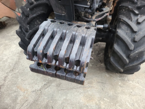 New Holland T4, T4000, Tn T4.90 V Case Quantum Series Front Weight Kit 5199312, - Противовес: снимка 4 New Holland T4, T4000, Tn T4.90 V Case Quantum Series Front Weight Kit 5199312, - Противовес: снимка 4