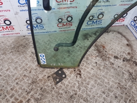 New Holland T4, T5 Series T5.95, 85, 120 Cab Door Lhs 84472427, 84224132 - Врата и части за Трактор: снимка 2 New Holland T4, T5 Series T5.95, 85, 120 Cab Door Lhs 84472427, 84224132 - Врата и части за Трактор: снимка 2