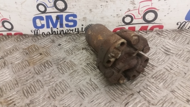 New Holland T5.100, T5.110, T5.120 4wd Propeller Shaft 47643626 - Карданні вали за Трактор: снимка 2 New Holland T5.100, T5.110, T5.120 4wd Propeller Shaft 47643626 - Карданні вали за Трактор: снимка 2