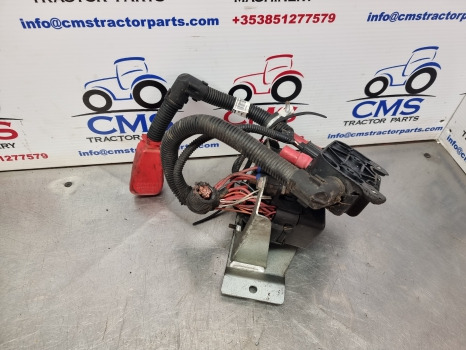 New Holland T5.120, T5 Series, Battery Wiring With Fuse Box 47866255, 87716664 - Кабели/ Жици: снимка 1 New Holland T5.120, T5 Series, Battery Wiring With Fuse Box 47866255, 87716664 - Кабели/ Жици: снимка 1