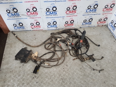 New Holland T5.95 Engine Wiring Loom 47580077, 84357520, 47383128 - Кабели/ Жици за Трактор: снимка 1 New Holland T5.95 Engine Wiring Loom 47580077, 84357520, 47383128 - Кабели/ Жици за Трактор: снимка 1