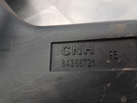 New Holland T5.95, T4 Case Farmall, Luxxum Air Duct Panel Rhs 84268721, 47446338 - Кабина и интериор за Трактор: снимка 4 New Holland T5.95, T4 Case Farmall, Luxxum Air Duct Panel Rhs 84268721, 47446338 - Кабина и интериор за Трактор: снимка 4