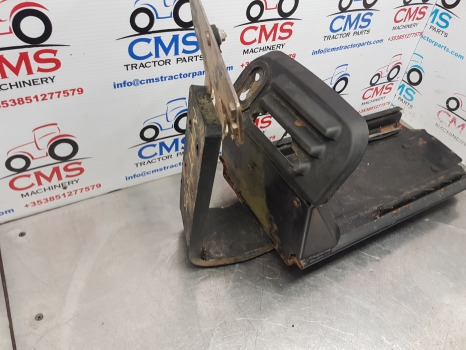 New Holland T5.95, T5, Case Battery Tray, Support 84535790, 84535783, 84536561 - Акумулатор за Селскостопанска техника: снимка 4 New Holland T5.95, T5, Case Battery Tray, Support 84535790, 84535783, 84536561 - Акумулатор за Селскостопанска техника: снимка 4