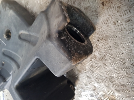 Резервоар за AdBlue за Трактор New Holland T6 Steyr Case Maxxum 145 Adblue Tank 47744994, 48049876, 84144089: снимка 6