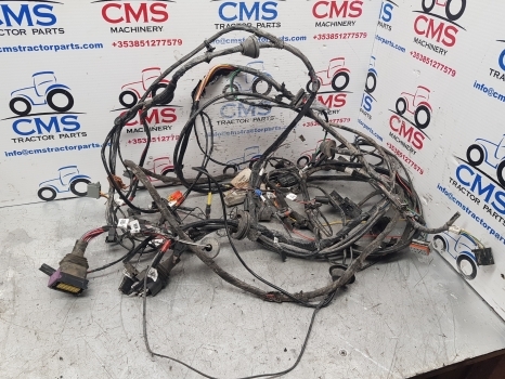 New Holland T7 T7.200 Case Maxxum Puma Cab Roof Wiring Loom 47372235, 84407580 - Кабели/ Жици за Трактор: снимка 1 New Holland T7 T7.200 Case Maxxum Puma Cab Roof Wiring Loom 47372235, 84407580 - Кабели/ Жици за Трактор: снимка 1