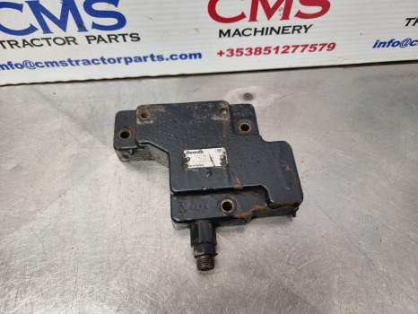 New Holland T7, Tm, T7000, Tm7000 Ser Tm130, Tm120 Control Valve Plate 5195157 - Хидравлика: снимка 1 New Holland T7, Tm, T7000, Tm7000 Ser Tm130, Tm120 Control Valve Plate 5195157 - Хидравлика: снимка 1