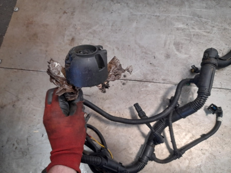 New Holland T7030, T7040 Power Command Transmission Frame Rear Wiring Loom - Кабели/ Жици: снимка 3 New Holland T7030, T7040 Power Command Transmission Frame Rear Wiring Loom - Кабели/ Жици: снимка 3