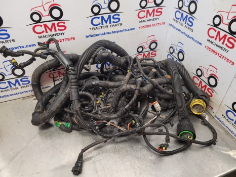New Holland T7040 Autocommand Transmission Backend Wiring Loom Wiring Loom - Кабели/ Жици: снимка 1 New Holland T7040 Autocommand Transmission Backend Wiring Loom Wiring Loom - Кабели/ Жици: снимка 1