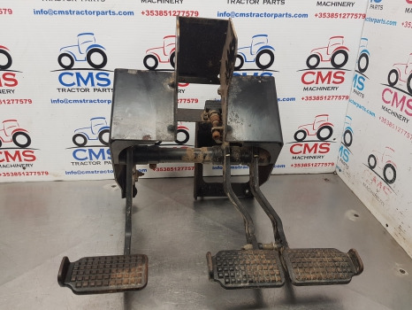 New Holland T7040, Tsa Brake, Clutch Pedal Kit 87547108, 87547109, 87566904 - Съединител и части за Селскостопанска техника: снимка 5 New Holland T7040, Tsa Brake, Clutch Pedal Kit 87547108, 87547109, 87566904 - Съединител и части за Селскостопанска техника: снимка 5