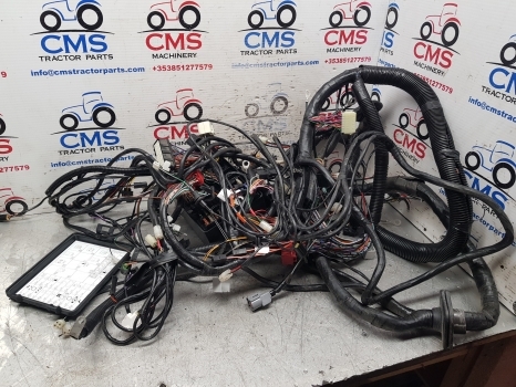 New Holland Tm115, Tm125, Tm135 Hi Lo Cab Wiring Loom Assy 82015224, 82020899 - Кабели/ Жици за Трактор: снимка 1 New Holland Tm115, Tm125, Tm135 Hi Lo Cab Wiring Loom Assy 82015224, 82020899 - Кабели/ Жици за Трактор: снимка 1
