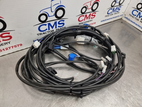 New Holland Tm120-tm155 Engine Wiring Loom, New 82021032 - Кабели/ Жици: снимка 2 New Holland Tm120-tm155 Engine Wiring Loom, New 82021032 - Кабели/ Жици: снимка 2