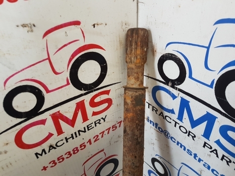 New Holland Tm130, Tm, Case Mxm Series Mxm 130, 140 Propeller Shaft 5168037 - Карданні вали за Трактор: снимка 2 New Holland Tm130, Tm, Case Mxm Series Mxm 130, 140 Propeller Shaft 5168037 - Карданні вали за Трактор: снимка 2