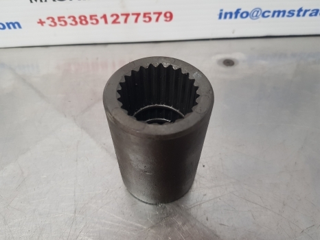 New Holland Ts115a, Tsa, T6000, T6, Transmission Coupling, Sleeve 5192041 - Скоростна кутия: снимка 2 New Holland Ts115a, Tsa, T6000, T6, Transmission Coupling, Sleeve 5192041 - Скоростна кутия: снимка 2