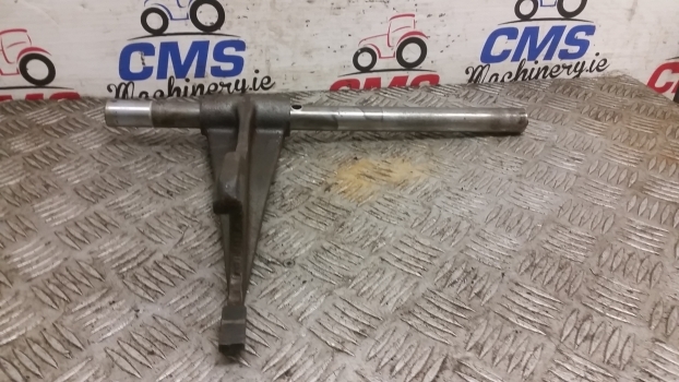 Old Stock Old Stock Differential Lock Fork And Rod 04336695 - Диференциал за Трактор: снимка 4 Old Stock Old Stock Differential Lock Fork And Rod 04336695 - Диференциал за Трактор: снимка 4