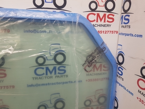 T5, T4 Series, T5.105, T5.95 Cab Rear Window Original Cnh 48034289 - Стъкло и части: снимка 3 T5, T4 Series, T5.105, T5.95 Cab Rear Window Original Cnh 48034289 - Стъкло и части: снимка 3