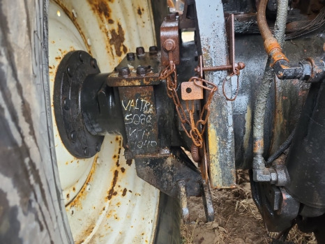 Valtra S230, S240, S260, S280 Rear Half Axle Lhs V35114400, V35115200 - Задна ос за Селскостопанска техника: снимка 1 Valtra S230, S240, S260, S280 Rear Half Axle Lhs V35114400, V35115200 - Задна ос за Селскостопанска техника: снимка 1