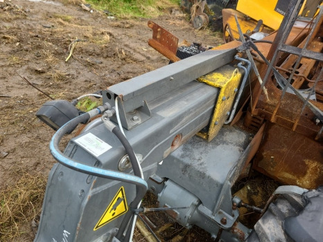 Wacker Neuson Th412 Loader Boom Complete - Стрела за Подемно-транспортна техника: снимка 4 Wacker Neuson Th412 Loader Boom Complete - Стрела за Подемно-транспортна техника: снимка 4