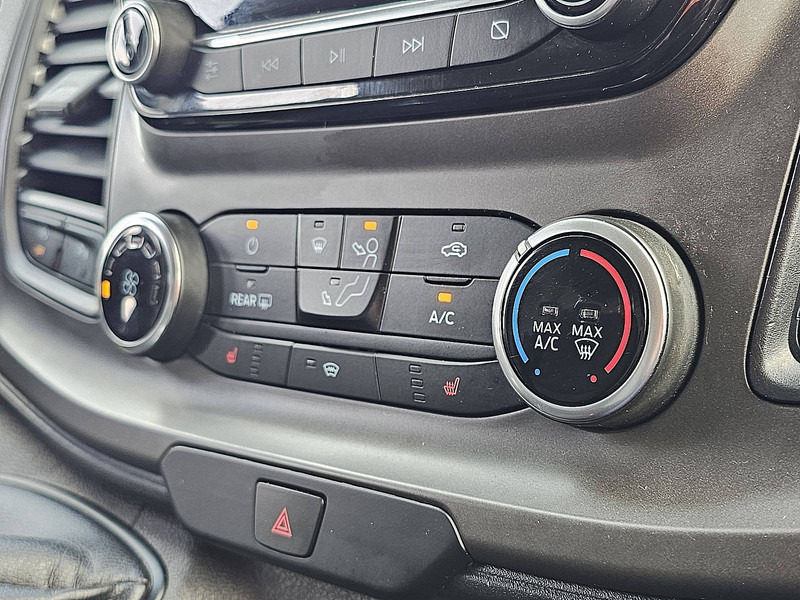 Малък ван Ford Transit Custom 2.0 L2H1 Navi Airco: снимка 10