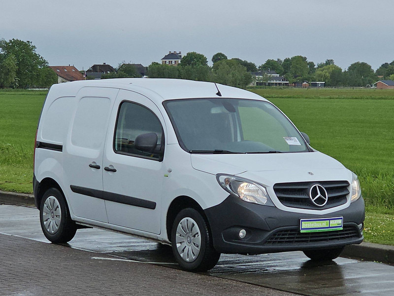 Mercedes-Benz Citan 109 CDI LONG PRO - Лекотоварен автомобил фургон: снимка 4 Mercedes-Benz Citan 109 CDI LONG PRO - Лекотоварен автомобил фургон: снимка 4