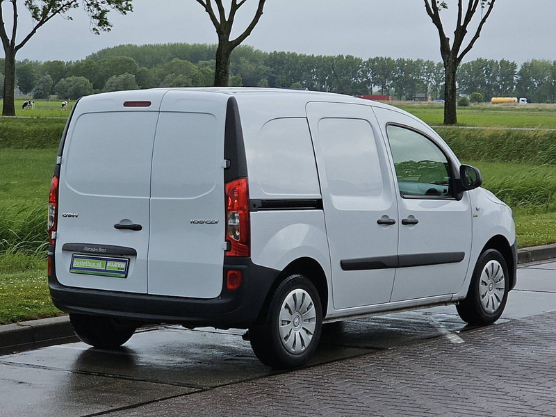 Mercedes-Benz Citan 109 CDI LONG PRO - Лекотоварен автомобил фургон: снимка 3 Mercedes-Benz Citan 109 CDI LONG PRO - Лекотоварен автомобил фургон: снимка 3