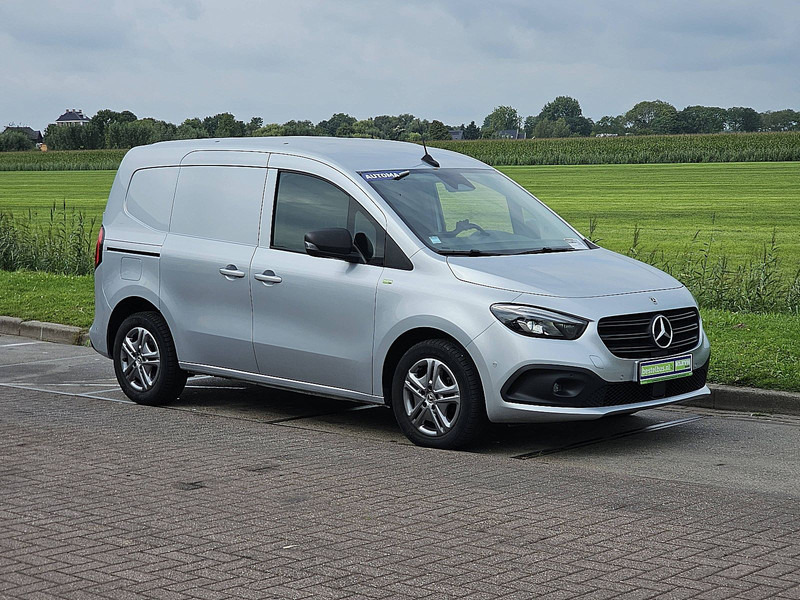 Mercedes-Benz Citan 110 CDI 3-Zits LED Automaat! - Лекотоварен автомобил фургон: снимка 4 Mercedes-Benz Citan 110 CDI 3-Zits LED Automaat! - Лекотоварен автомобил фургон: снимка 4
