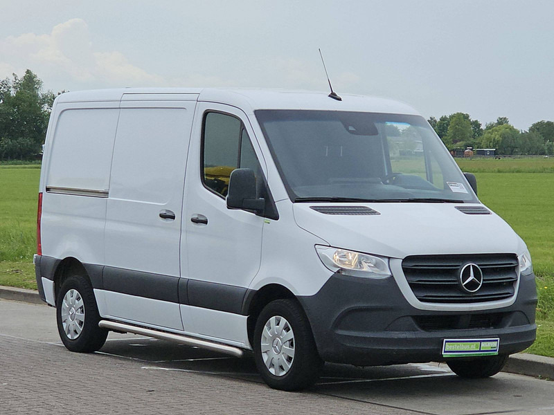Mercedes-Benz Sprinter 311 L1H1 2xZijdeur Euro6 - Товарен бус: снимка 4 Mercedes-Benz Sprinter 311 L1H1 2xZijdeur Euro6 - Товарен бус: снимка 4