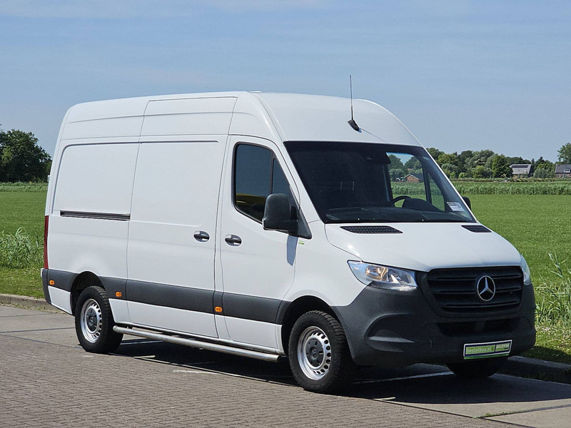 Mercedes-Benz Sprinter 311 L2H2 Wp-Inrichting! - Товарен бус: снимка 4 Mercedes-Benz Sprinter 311 L2H2 Wp-Inrichting! - Товарен бус: снимка 4