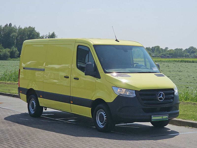 Mercedes-Benz Sprinter 314 L2H1 Navi Euro6 AC! - Малък ван: снимка 4 Mercedes-Benz Sprinter 314 L2H1 Navi Euro6 AC! - Малък ван: снимка 4
