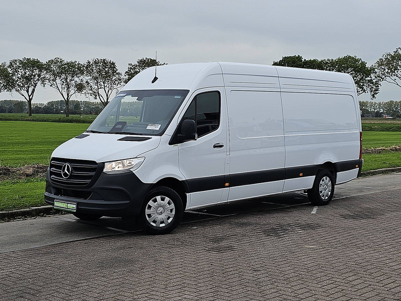Mercedes-Benz Sprinter 317 L3H2 Maxi Mbux10! - Товарен бус: снимка 2 Mercedes-Benz Sprinter 317 L3H2 Maxi Mbux10! - Товарен бус: снимка 2