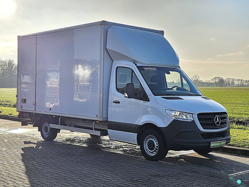 Mercedes-Benz Sprinter 317 - Лекотоварен автомобил фургон: снимка 4 Mercedes-Benz Sprinter 317 - Лекотоварен автомобил фургон: снимка 4
