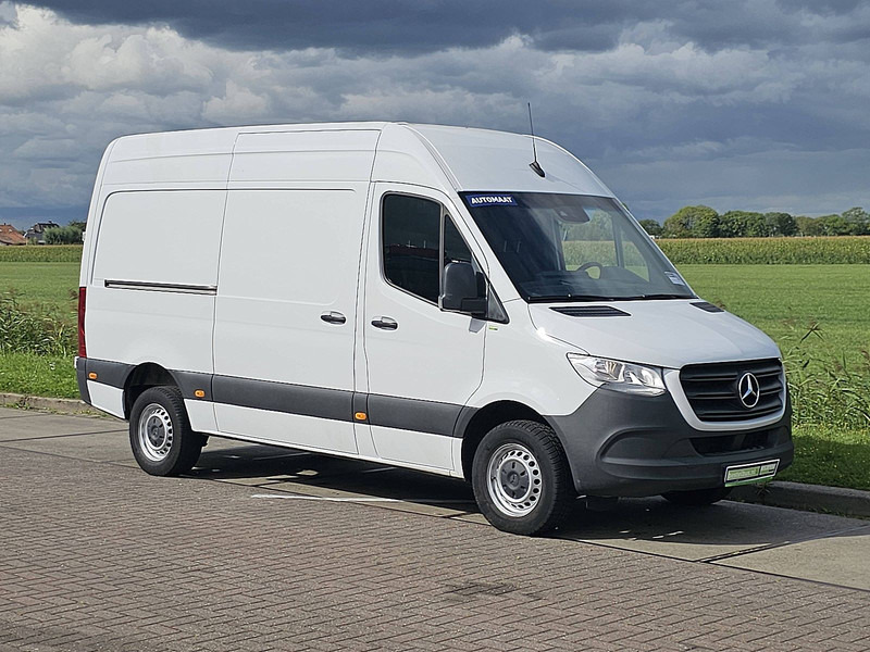 Mercedes-Benz Sprinter 317 ac automaat EURO6 - Товарен бус: снимка 4 Mercedes-Benz Sprinter 317 ac automaat EURO6 - Товарен бус: снимка 4