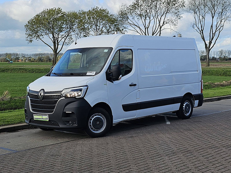 Renault Master 2.3 DCI 130 L2H2 - Товарен бус: снимка 2 Renault Master 2.3 DCI 130 L2H2 - Товарен бус: снимка 2