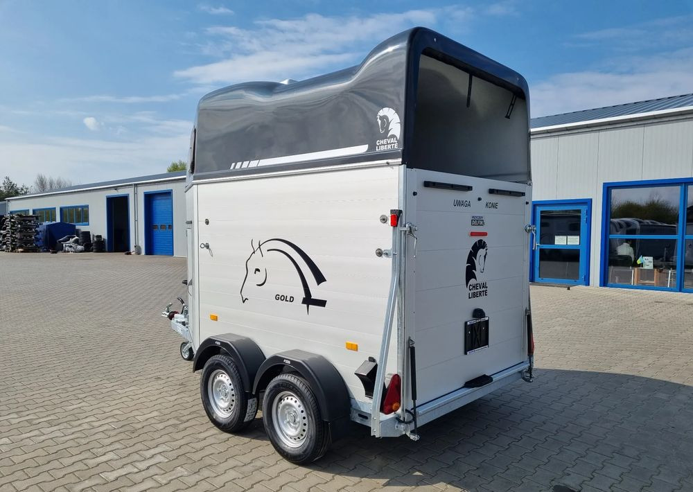 CHEVAL LIBERTÉ Cheval Liberte Gold First Alu + siodlarnia przyczepa dwukonna - Ремарке за коне: снимка 5 CHEVAL LIBERTÉ Cheval Liberte Gold First Alu + siodlarnia przyczepa dwukonna - Ремарке за коне: снимка 5