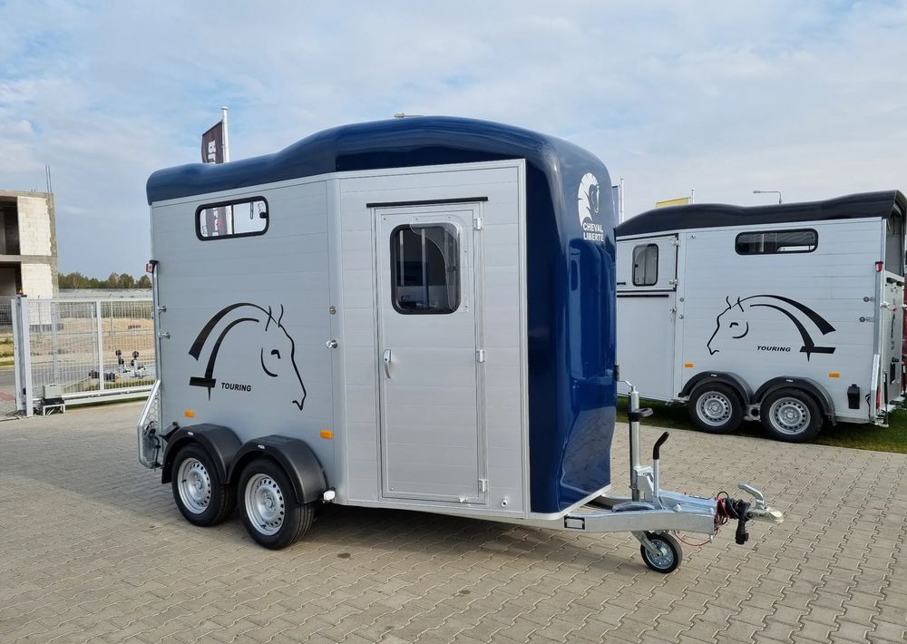 CHEVAL LIBERTÉ Cheval Liberte Touring Country + Siodlarnia - Ремарке за коне: снимка 3 CHEVAL LIBERTÉ Cheval Liberte Touring Country + Siodlarnia - Ремарке за коне: снимка 3