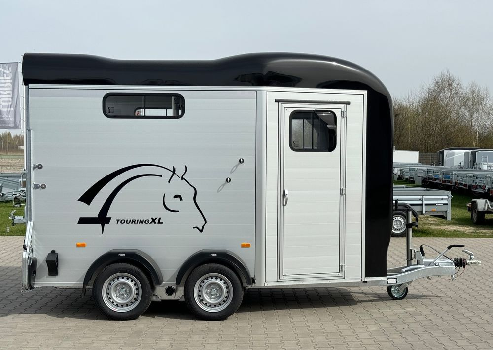CHEVAL LIBERTÉ Cheval Liberte Touring Country XL przyczepa na dwa konie | duża siodlarnia | drzwi boczne | rampa przednia | 387×179 cm | ALUMINIOWA | Debon | dostawa | mocna i solidna | - Ремарке за коне: снимка 2 CHEVAL LIBERTÉ Cheval Liberte Touring Country XL przyczepa na dwa konie | duża siodlarnia | drzwi boczne | rampa przednia | 387×179 cm | ALUMINIOWA | Debon | dostawa | mocna i solidna | - Ремарке за коне: снимка 2