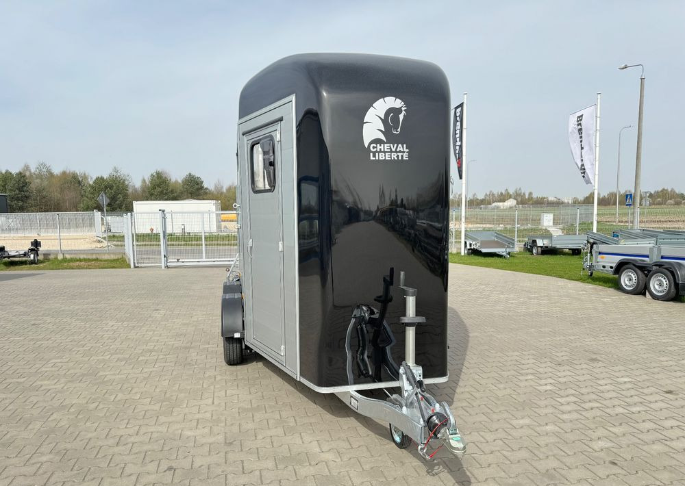 Cheval Liberte Touring Country XL przyczepa na dwa konie | duża siodlarnia | drzwi boczne | rampa przednia | 387×179 cm | ALUMINIOWA | Debon | dostawa | mocna i solidna | - Ремарке за коне: снимка 5 Cheval Liberte Touring Country XL przyczepa na dwa konie | duża siodlarnia | drzwi boczne | rampa przednia | 387×179 cm | ALUMINIOWA | Debon | dostawa | mocna i solidna | - Ремарке за коне: снимка 5