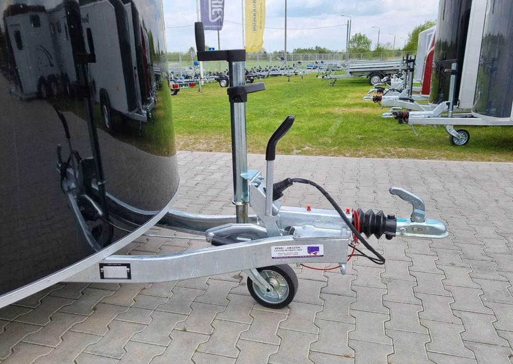 DEBON Debon Furgon C 500 Alu - Затворена каросерия ремарке: снимка 4 DEBON Debon Furgon C 500 Alu - Затворена каросерия ремарке: снимка 4