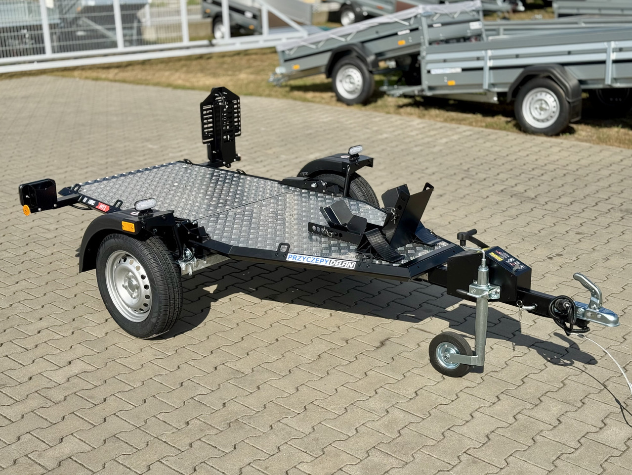 LORRIES MT-1 - przyczepa do przewozu 1 motocykla - Ремарке за мотор: снимка 3 LORRIES MT-1 - przyczepa do przewozu 1 motocykla - Ремарке за мотор: снимка 3