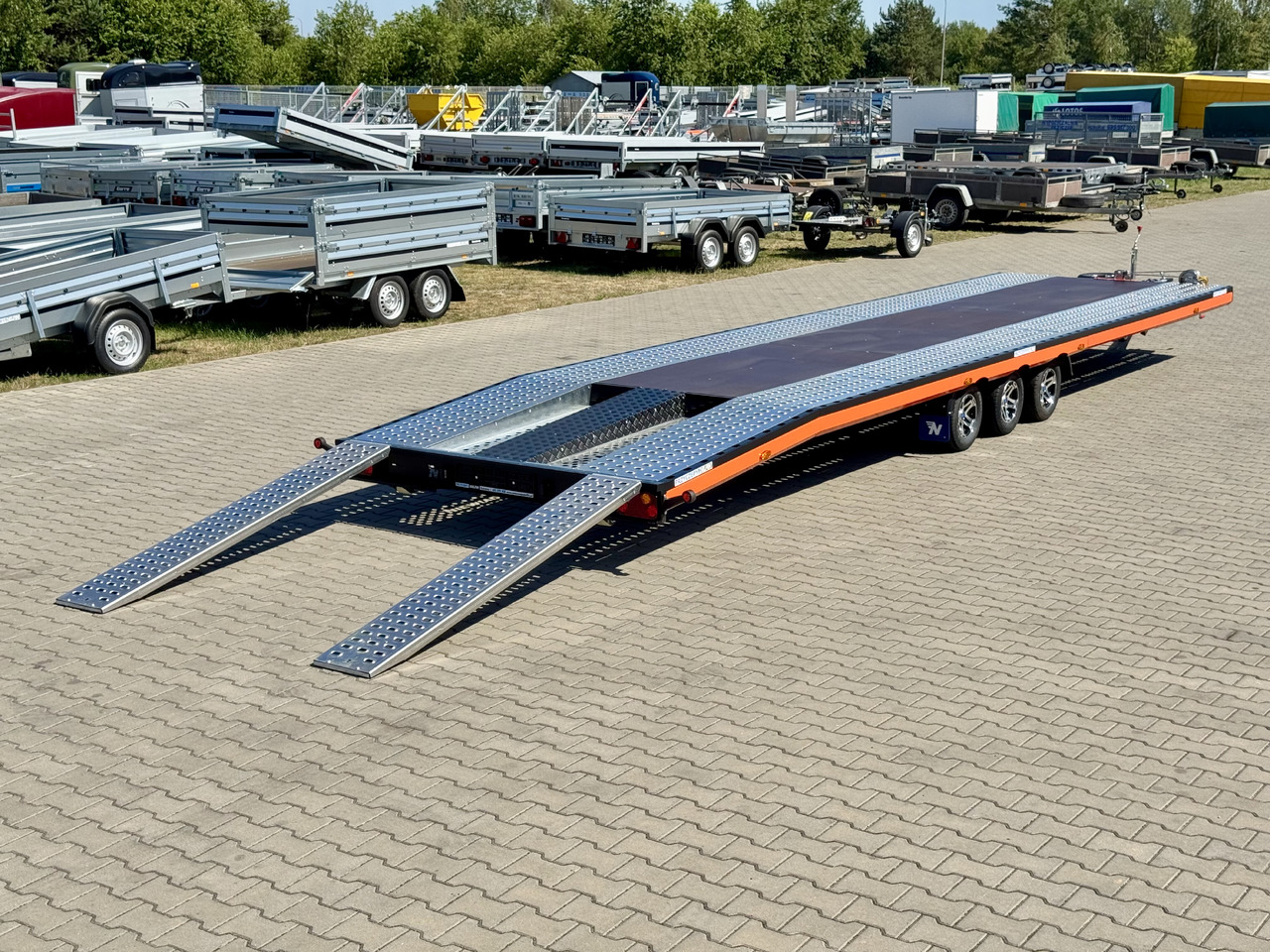 NIEWIADÓW Indiana Premium Color 850 x 210 cm | 3500 kg - Автовоз ремарке: снимка 2 NIEWIADÓW Indiana Premium Color 850 x 210 cm | 3500 kg - Автовоз ремарке: снимка 2
