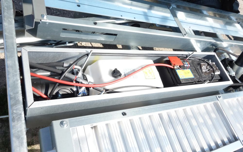 STEMA SHDK 35-30-18.2 Kiper Wywrotka - Самосвал ремарке: снимка 2 STEMA SHDK 35-30-18.2 Kiper Wywrotka - Самосвал ремарке: снимка 2