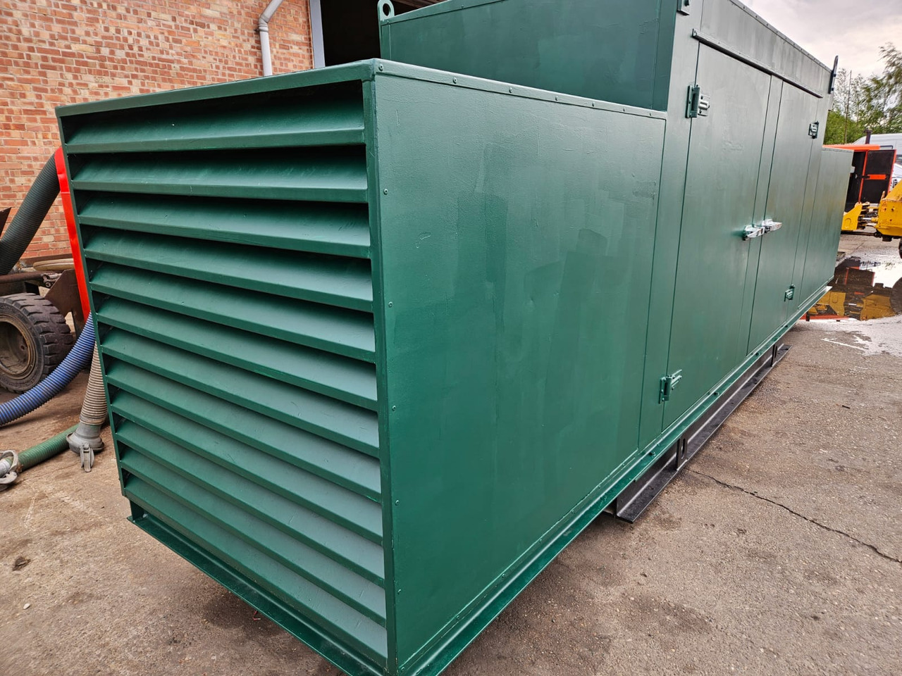 Инструмент/ Оборудване VOLVO TAD 720 GE DIESEL GENERATOR 120KW 150KVA 250 HOURS VOLVO TAD 720 GE DIESEL GENERATOR 120KW 150KVA 250 HOURS: снимка 10