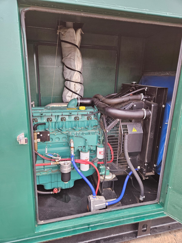 Инструмент/ Оборудване VOLVO TAD 720 GE DIESEL GENERATOR 120KW 150KVA 250 HOURS VOLVO TAD 720 GE DIESEL GENERATOR 120KW 150KVA 250 HOURS: снимка 6