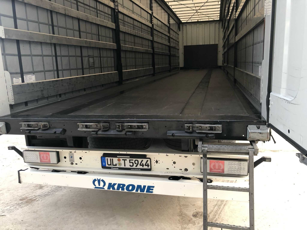 Брезентово полуремарке Krone 2023 rok, 93 m3,waga 6200 kg,Certyfikat XL, Multilock, z Niemiec: снимка 8